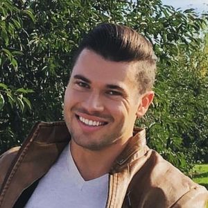 Meet your Posher, Garret